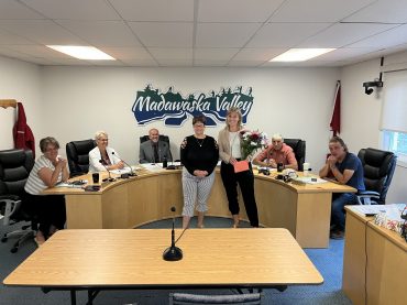 Council bids farewell to Gwen Dombroski and holds a recorded vote regarding a tender